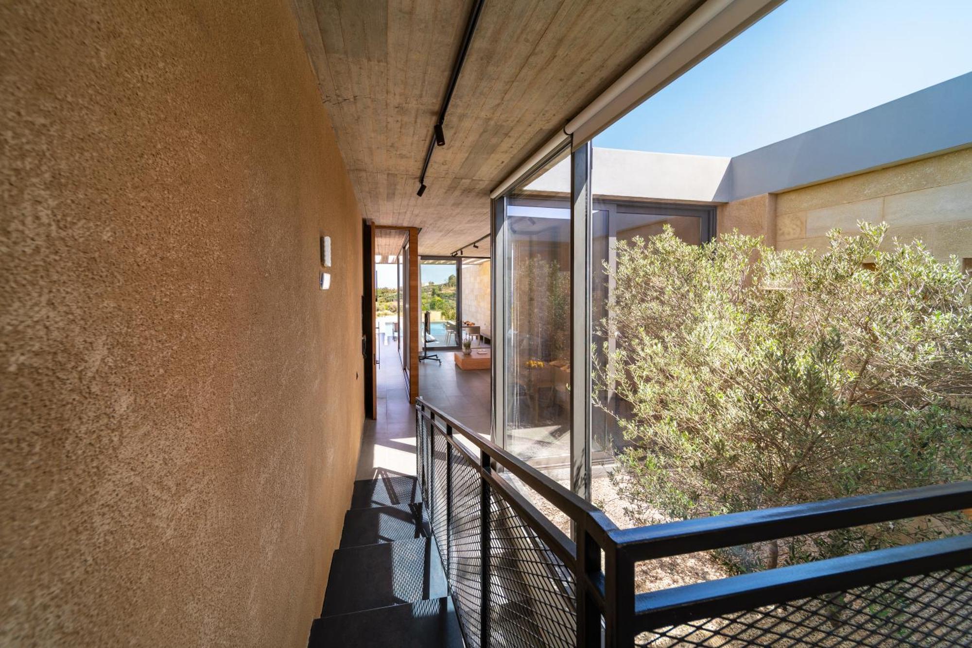 Linear Cabanon Kallithea Luxury